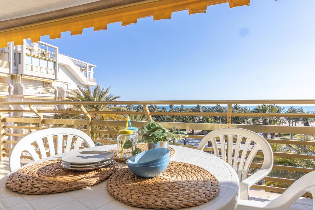 Апартаменти Novelty Con Vistas Al Mar Салоу Екстер'єр фото