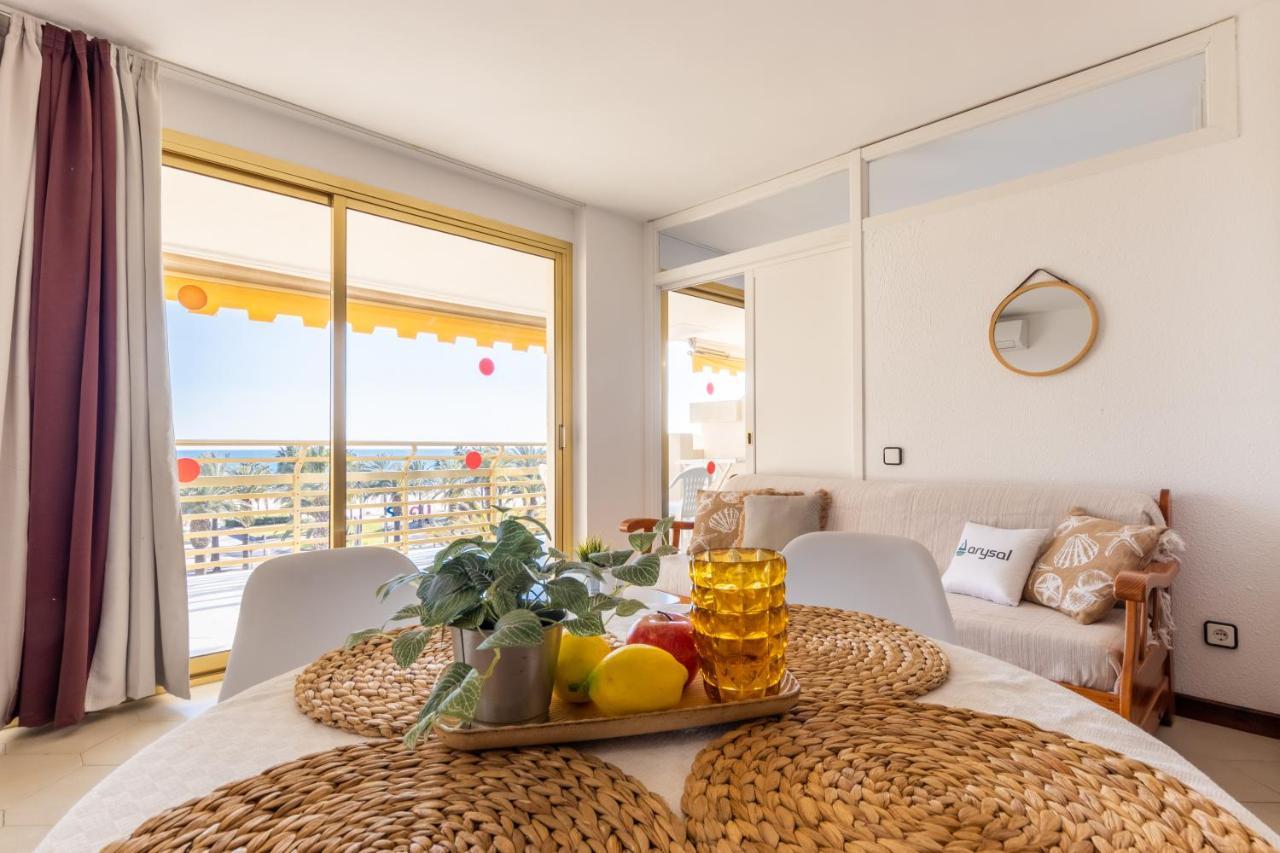 Апартаменти Novelty Con Vistas Al Mar Салоу Екстер'єр фото